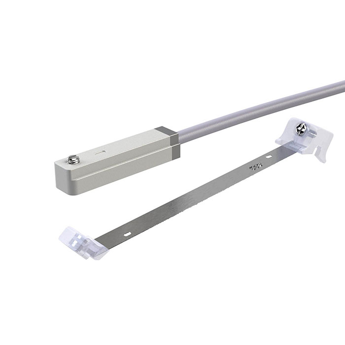 RIEGLER HALL-Sensor, M8-Stecker, 150mm Kabel, Rundzyl., NPN, Kolben-Ø 12